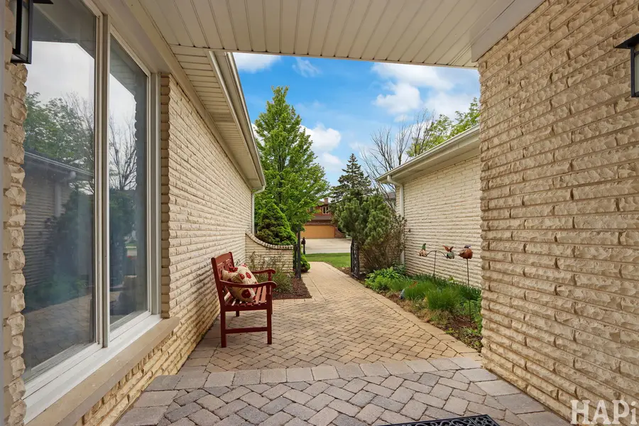 3930 Gloria Court, Glenview, IL 60025 - #3