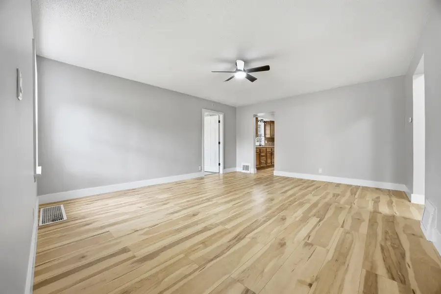 555 S Liberty Street, Elgin, IL 60120 - #2
