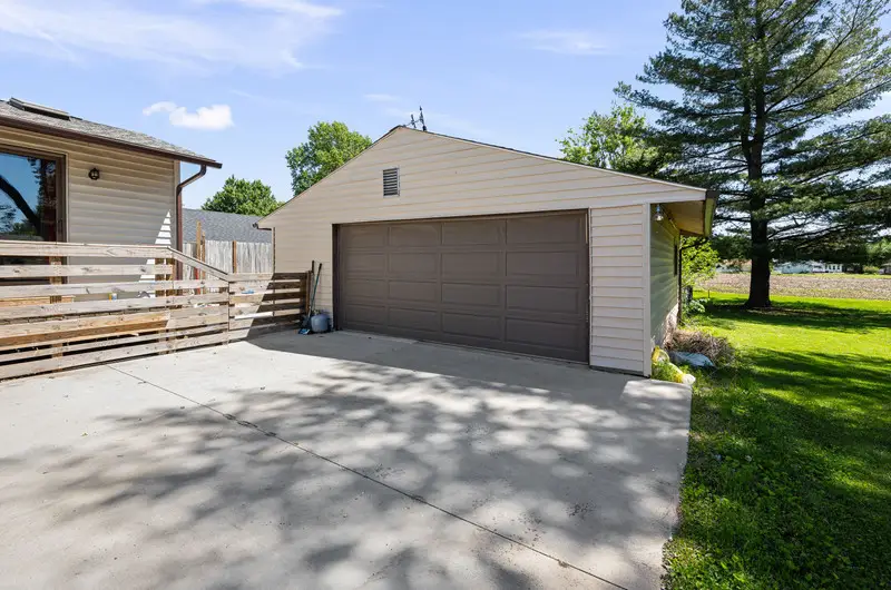 632 N Russell Street, Geneseo, IL 61254 - #2