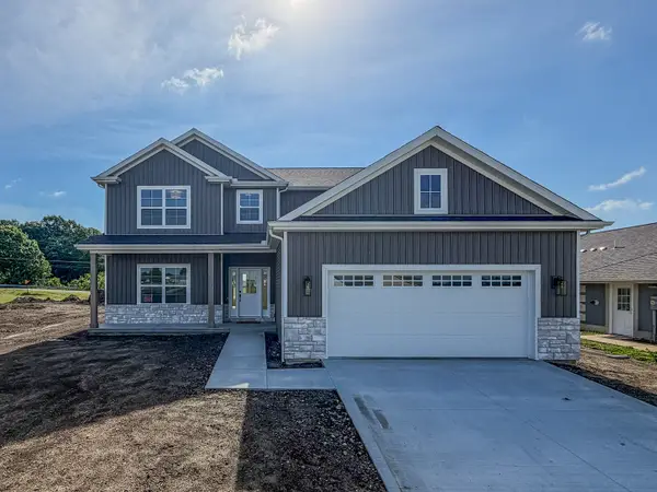506 N Beacon Hill Circle, Urbana, IL 61802