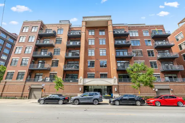 560 W Fulton Street #403, Chicago, IL 60661