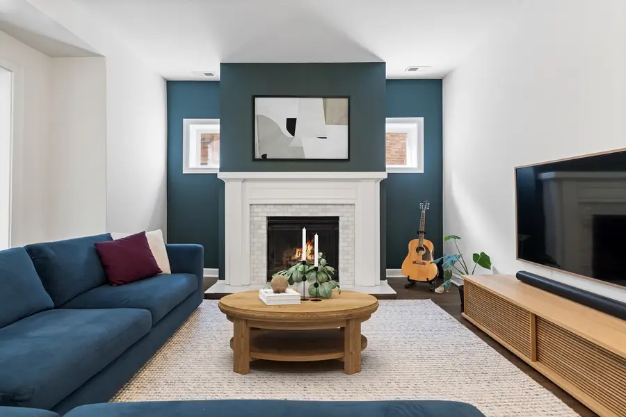 922 W Carmen Avenue #3W, Chicago, IL 60640 - #3