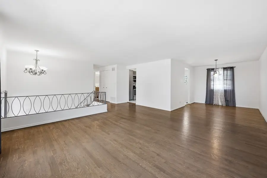 404 Milford Court, Schaumburg, IL 60193 - #3