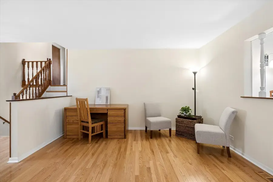 2406 N Lafayette Street, Arlington Heights, IL 60004 - #3