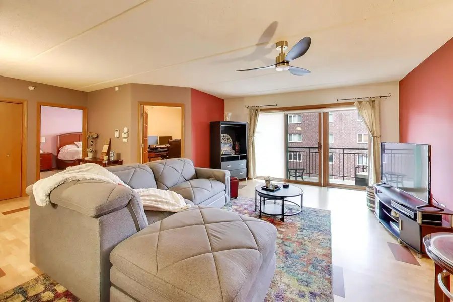 1327 Brown Street #407, Des Plaines, IL 60016 - #2