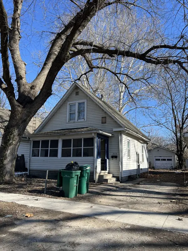 220 S David Street, Springfield, IL 62703