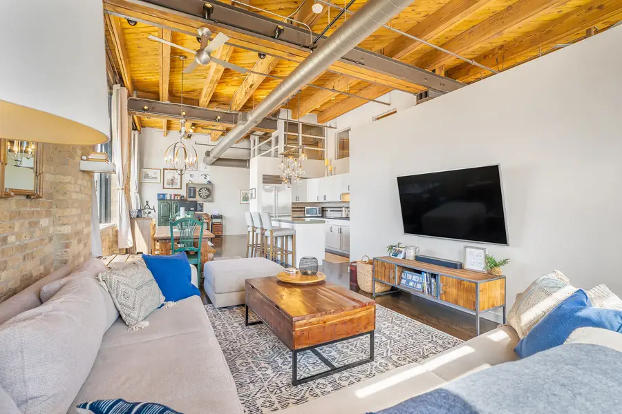 1872 N Clybourn Avenue #403, Chicago, IL 60614 - #2