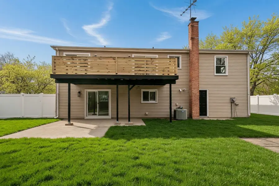 212 S River Road, Naperville, IL 60540 - #3