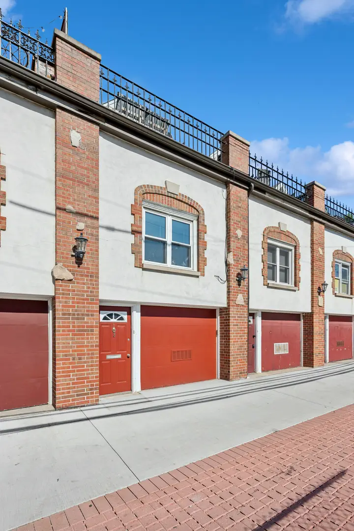 623 W Drummond Place #3, Chicago, IL 60614 - #2