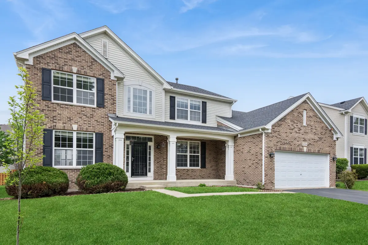 6084 Russell Drive, Hoffman Estates, IL 60192 - #1