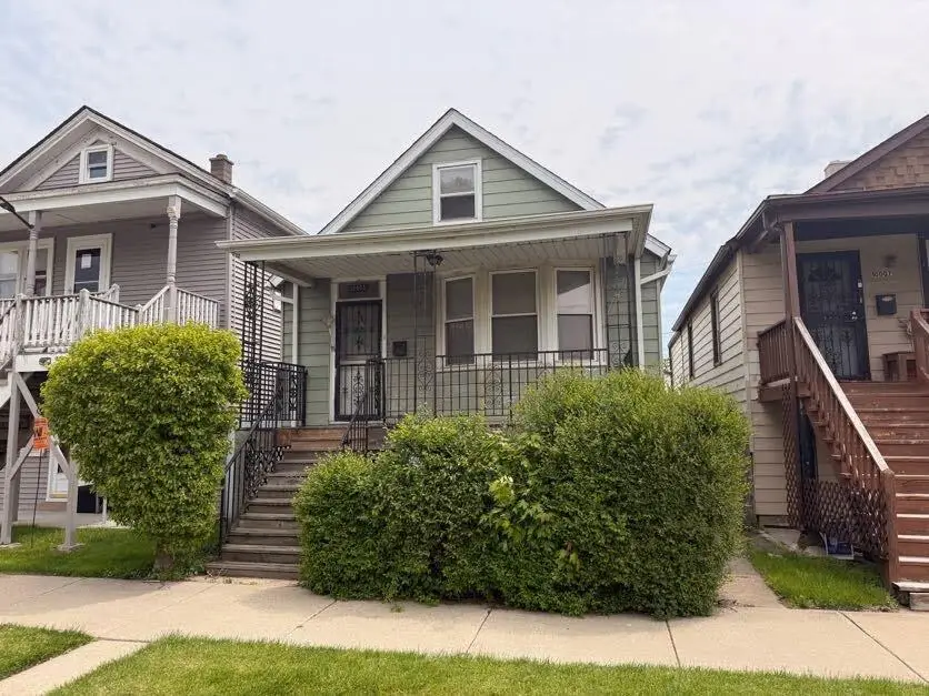 10003 S Exchange Avenue, Chicago, IL 60617 - #1