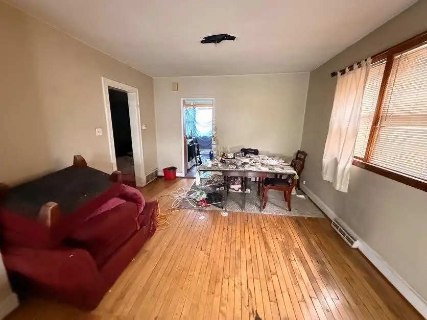 10003 S Exchange Avenue, Chicago, IL 60617 - #3