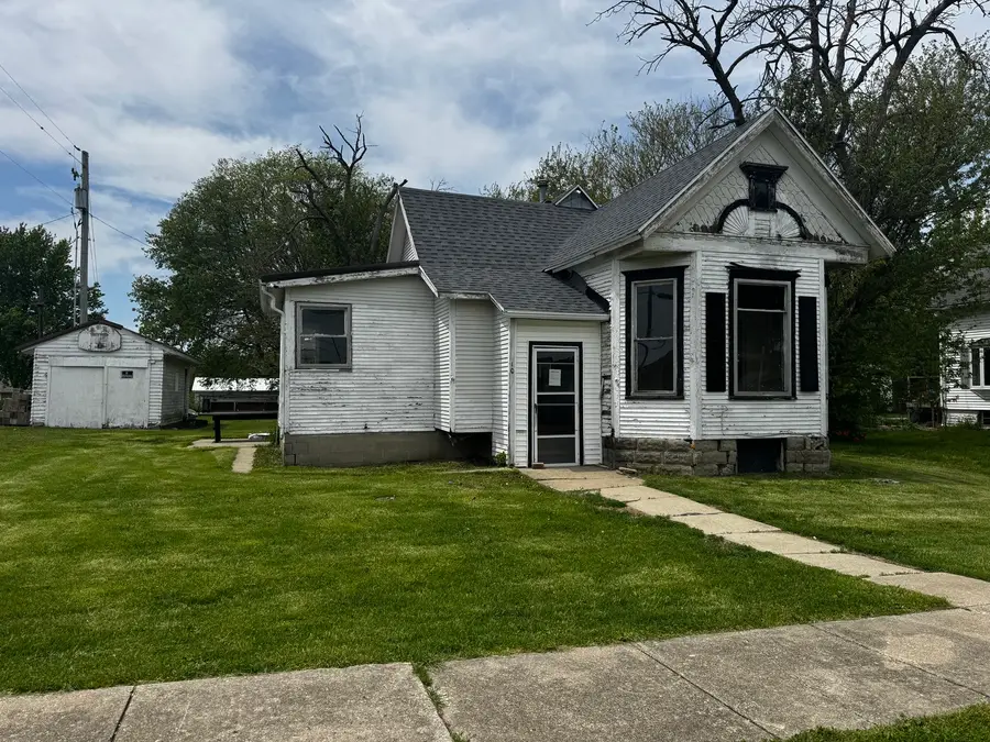 10 N 3rd Street, Chatsworth, IL 60921 - #2