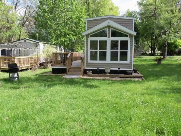 24/48&49 Woodhaven, Sublette, IL 61367