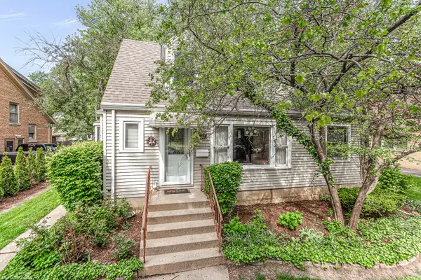 12134 Ann Street, Blue Island, IL 60406