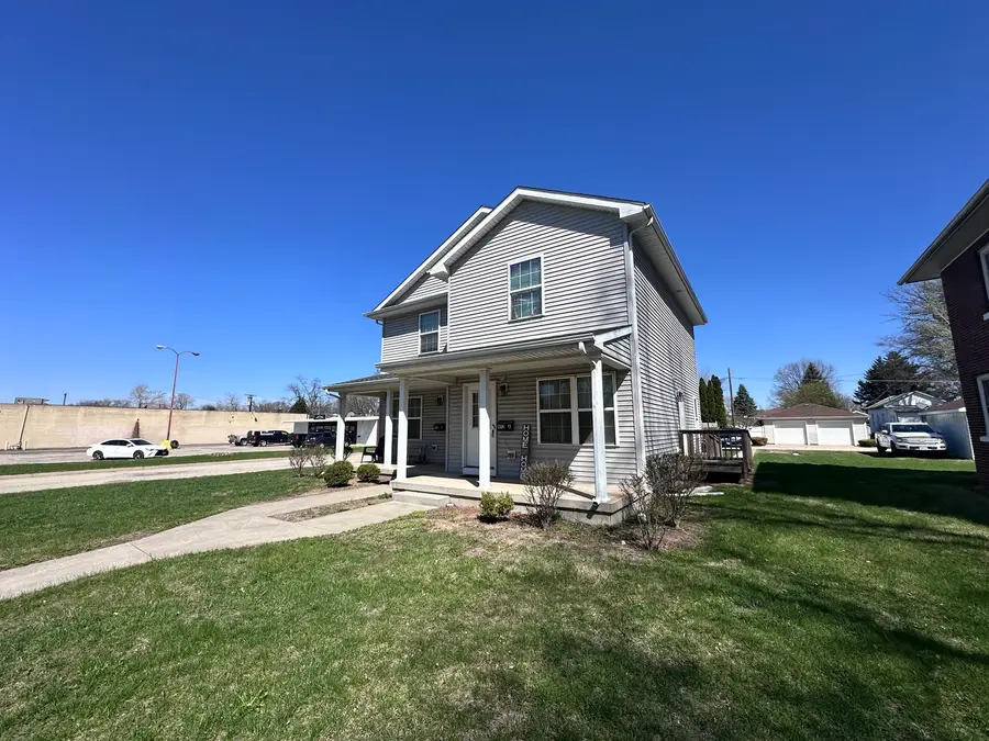 1012 W 4th Street, Sterling, IL 61081 - #2