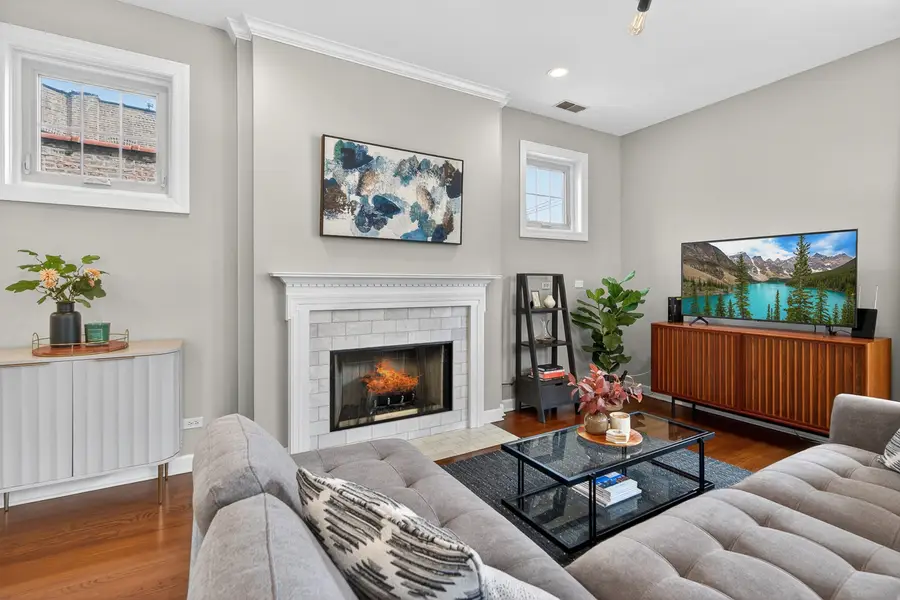 1041 N Leavitt Street #2, Chicago, IL 60622 - #3