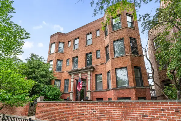 1048 W Byron Street #1E, Chicago, IL 60613