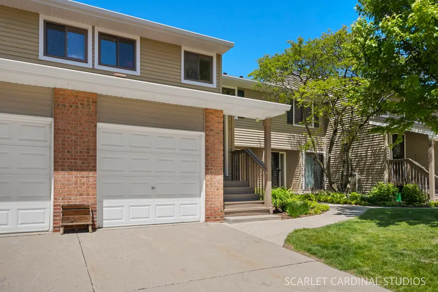 955 Harvest Circle #955, Buffalo Grove, IL 60089 - #2