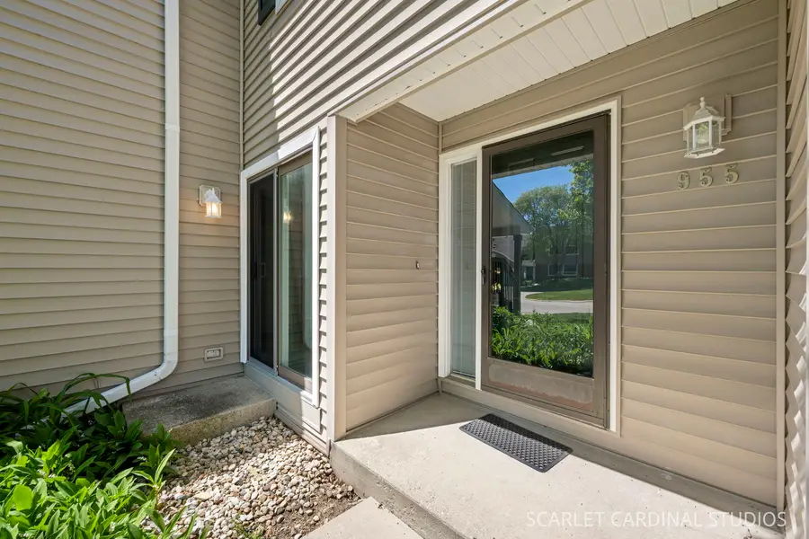 955 Harvest Circle #955, Buffalo Grove, IL 60089 - #3