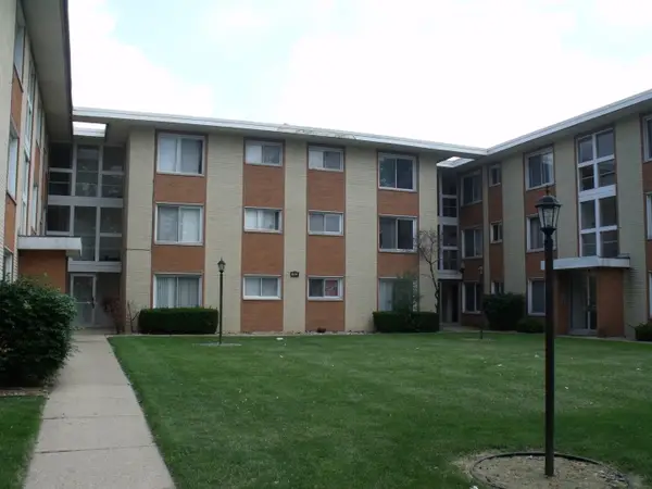 14633 Keystone Avenue #2D, Midlothian, IL 60445