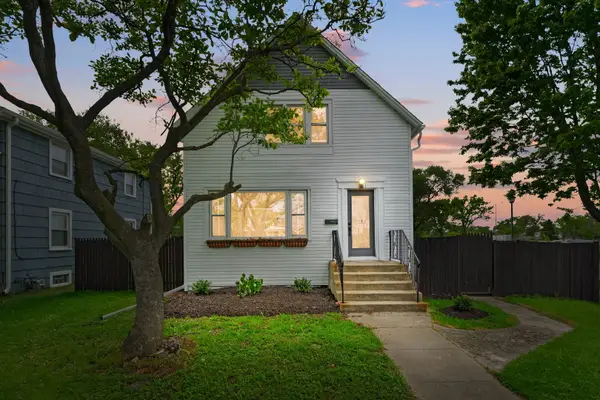 1812 S 20th Avenue, Maywood, IL 60153
