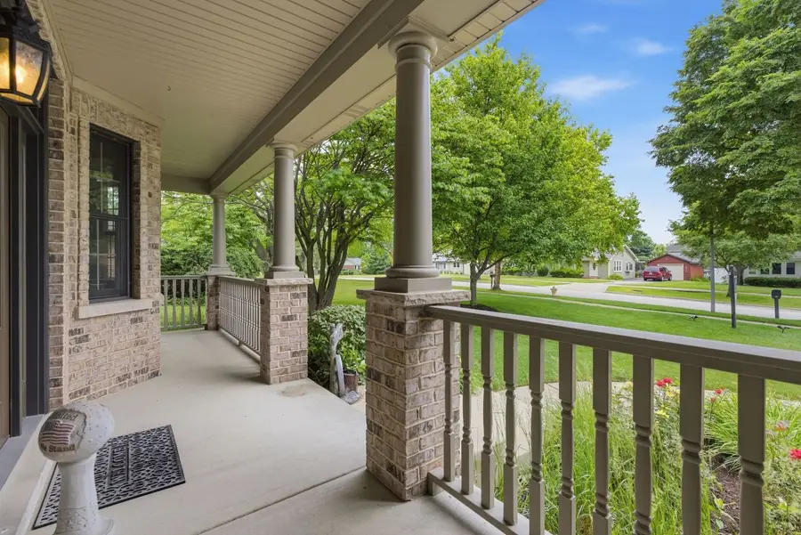 1018 S Ahrens Avenue, Lombard, IL 60148 - #2
