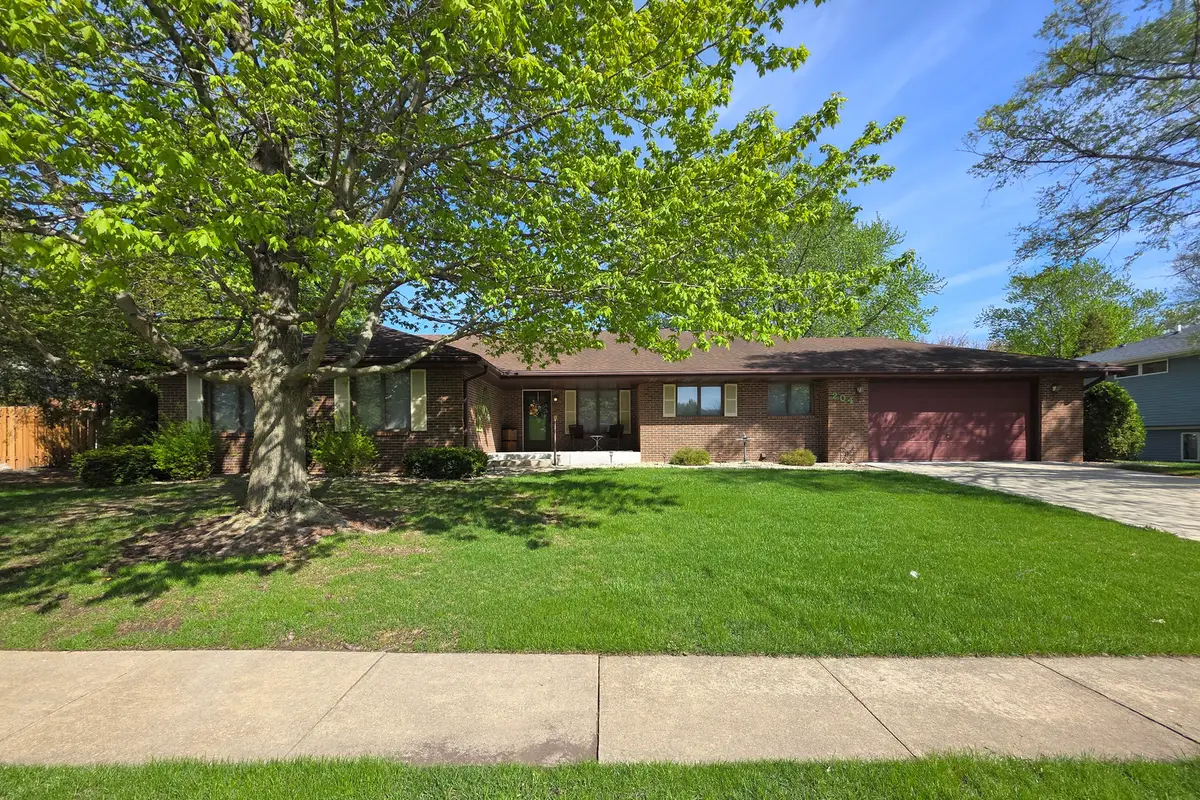 204 Carriage Drive, Morris, IL 60450 - #1