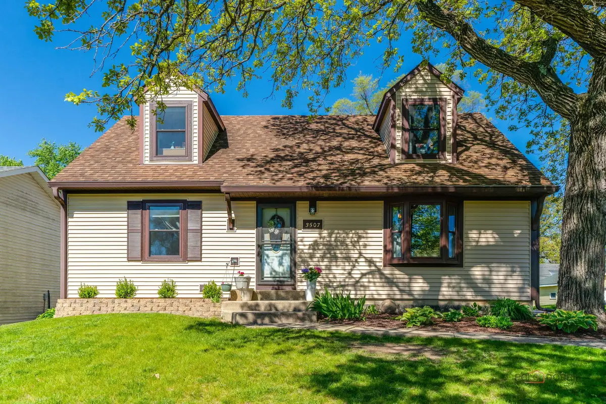 3507 Greenleaf Avenue, Island Lake, IL 60042 - #1