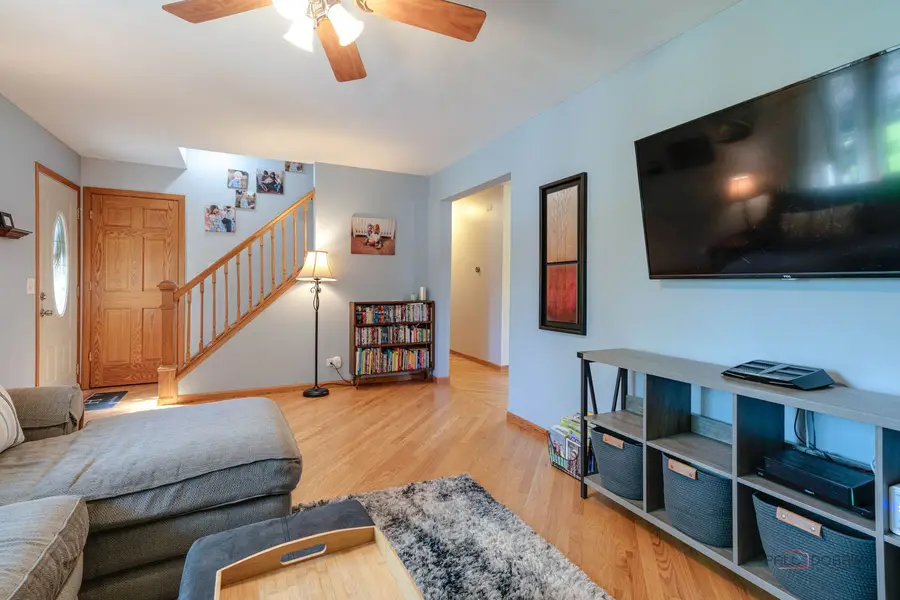 3507 Greenleaf Avenue, Island Lake, IL 60042 - #3