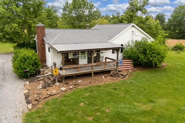 6687 Route 166, Creal Springs, IL 62922
