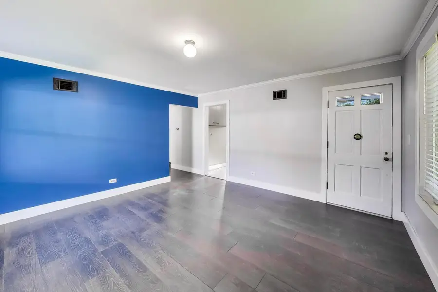 836 E Rockland Road, Libertyville, IL 60048 - #2