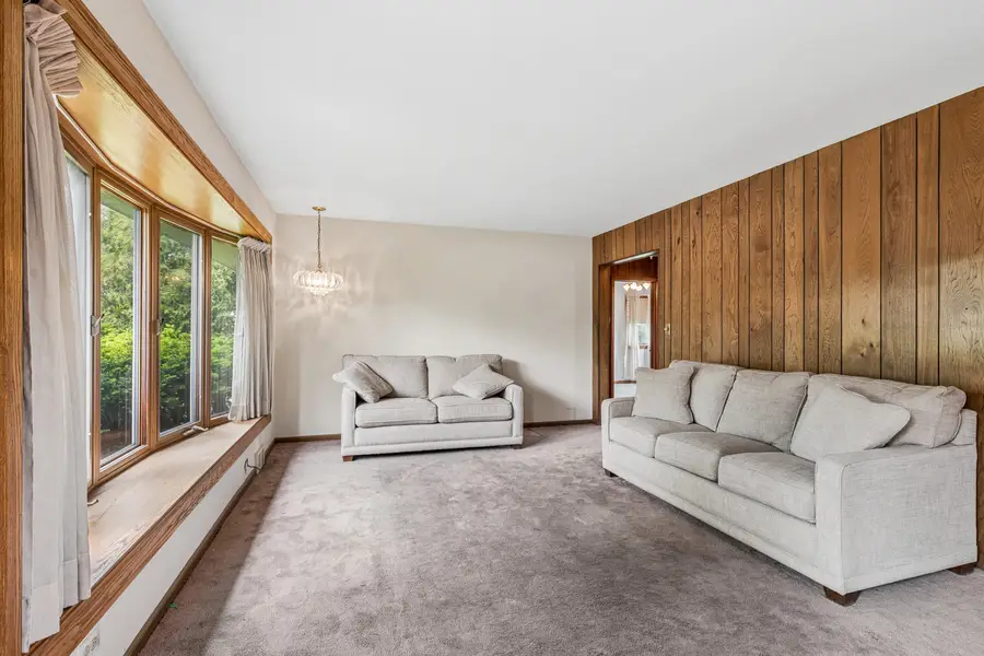 8106 W Courtland Avenue, Norridge, IL 60706 - #3