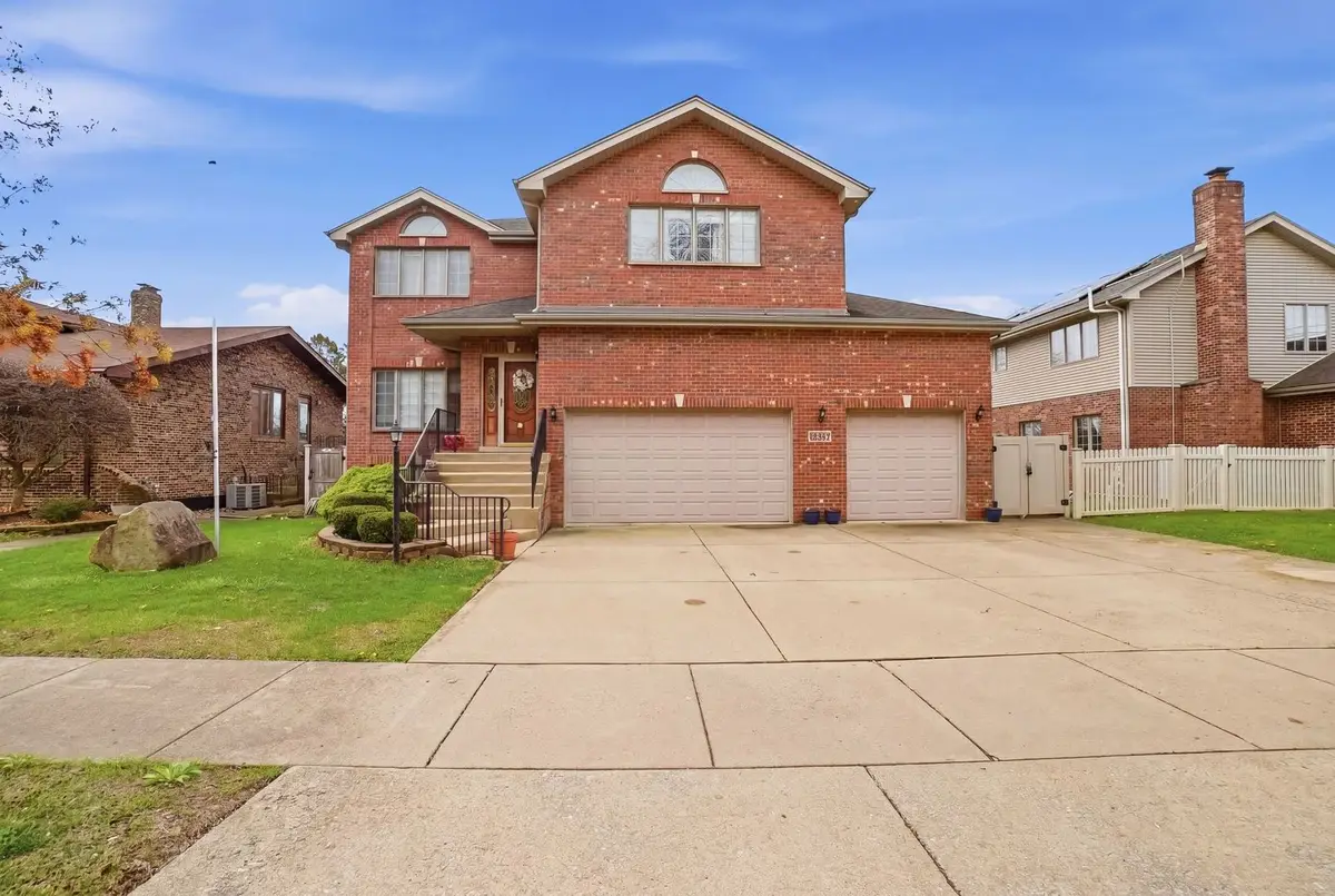 5733 W 97th Street, Oak Lawn, IL 60453 - #1