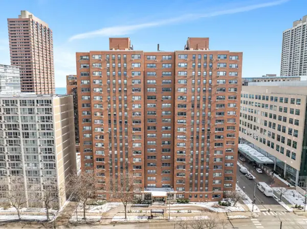 2909 N Sheridan Road #1703, Chicago, IL 60657
