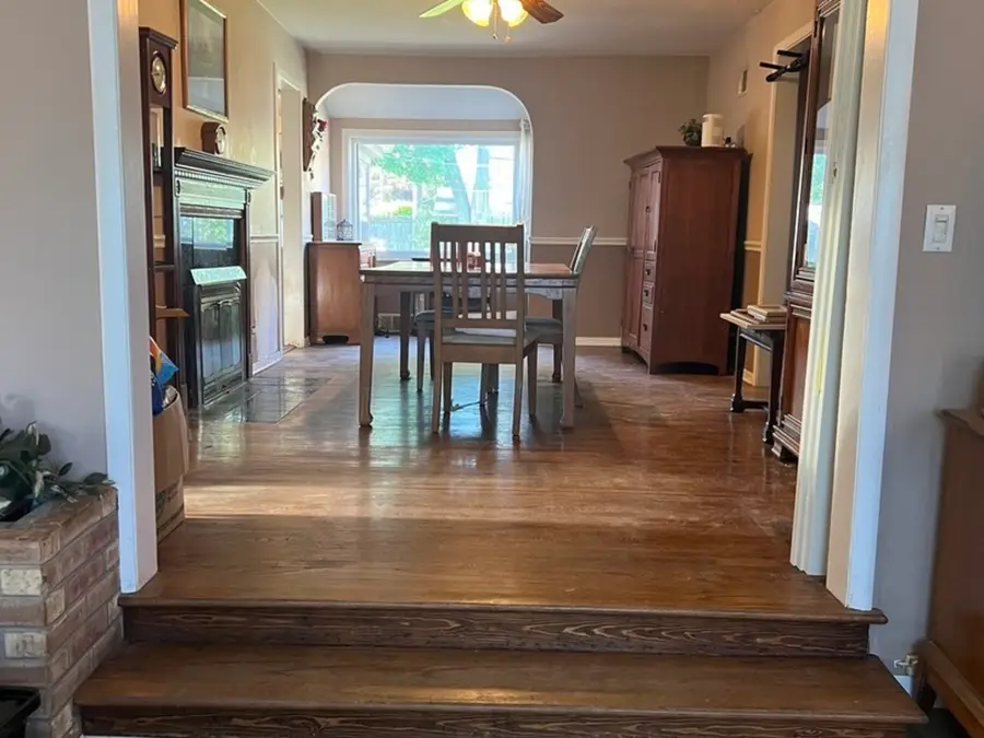 2130 Hawthorne Lane, Waukegan, IL 60087 - #3