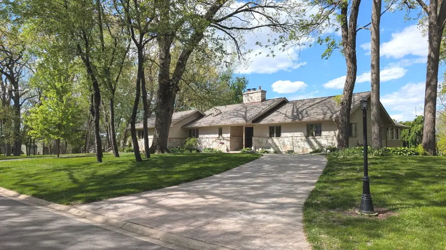 39W526 Lori Lane, Elgin, IL 60124 - #3