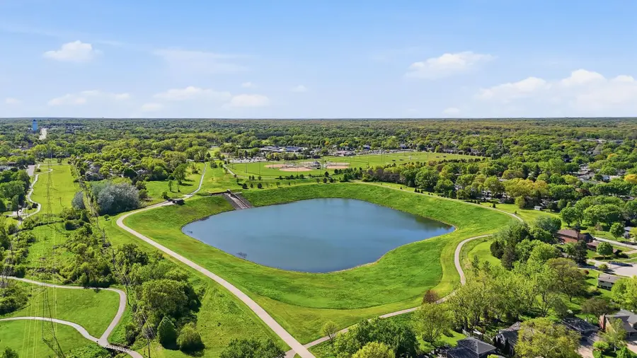 1 Renaissance Place #816, Palatine, IL 60067 - #3