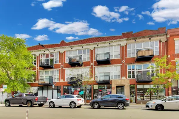 1907 N Milwaukee Avenue #306, Chicago, IL 60647