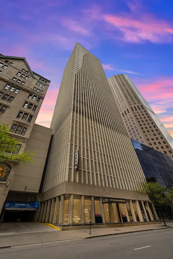 100 E Walton Street #26B, Chicago, IL 60611