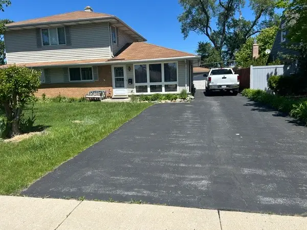 6314 W 85th Street, Burbank, IL 60459