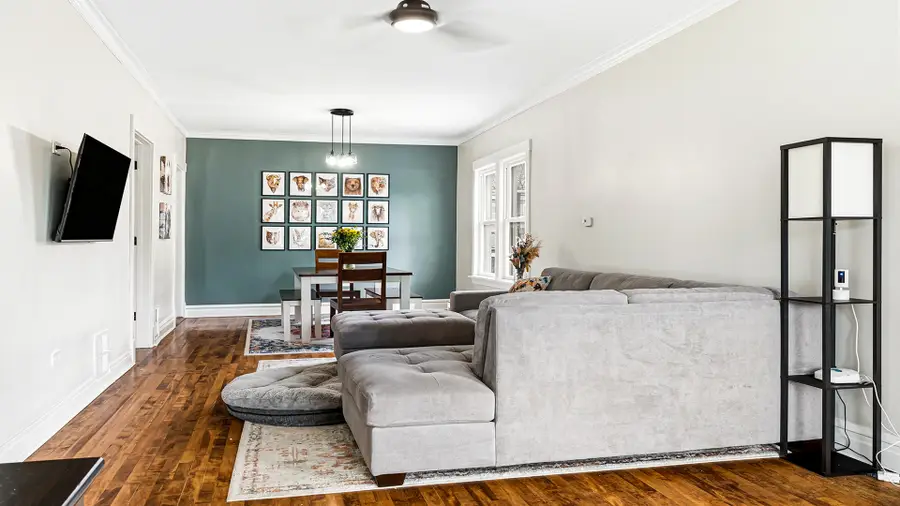 4127 N Richmond Street, Chicago, IL 60618 - #3