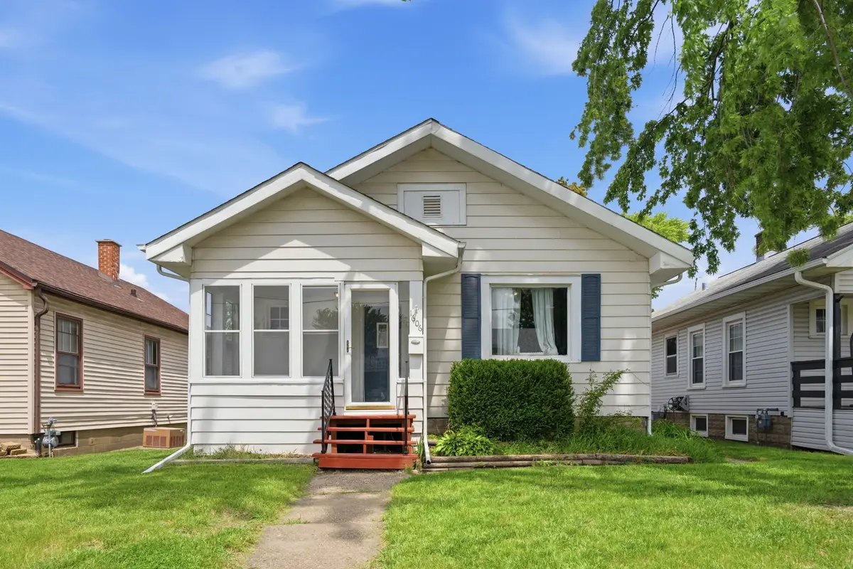 1606 W Lombard Street, Davenport, IA 52804 - #1