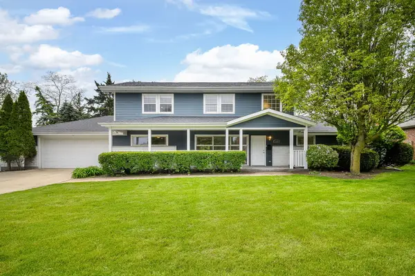 532 Ranch Road, Wheaton, IL 60187