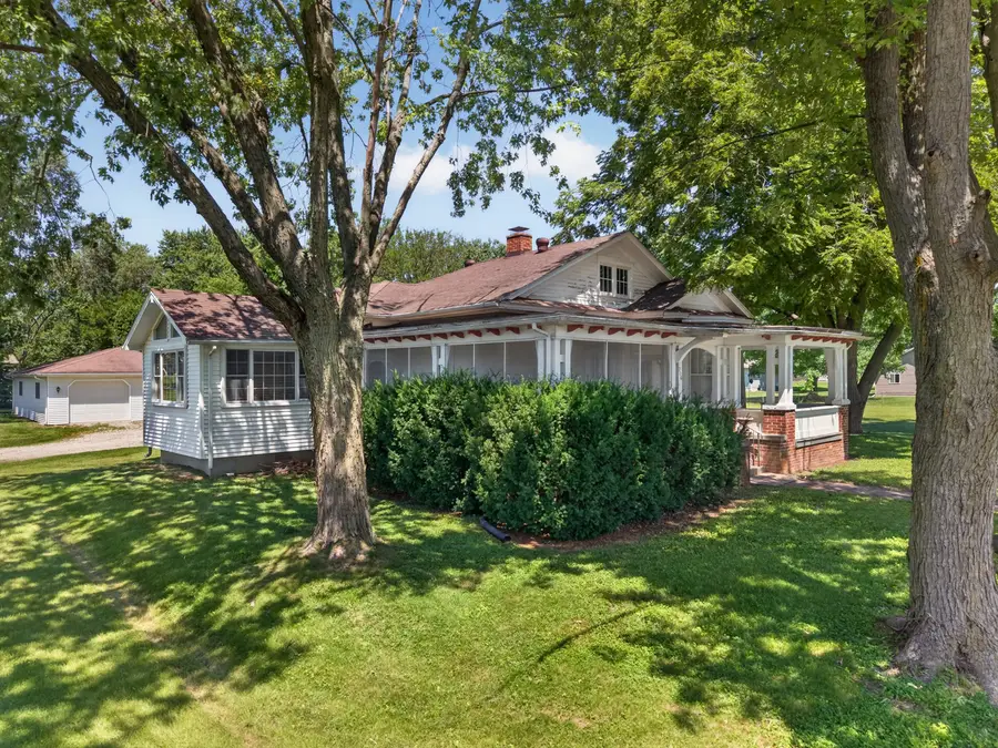 706 Fuller Avenue, Streator, IL 61364 - #2