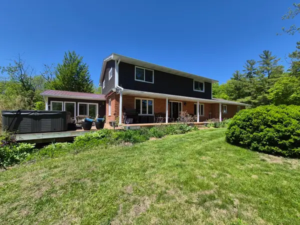 112 Valley View Road, Galesburg, IL 61401