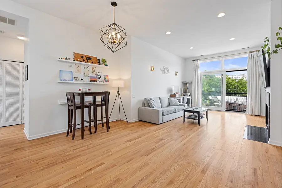 2089 W Wabansia Avenue #303, Chicago, IL 60647 - #2