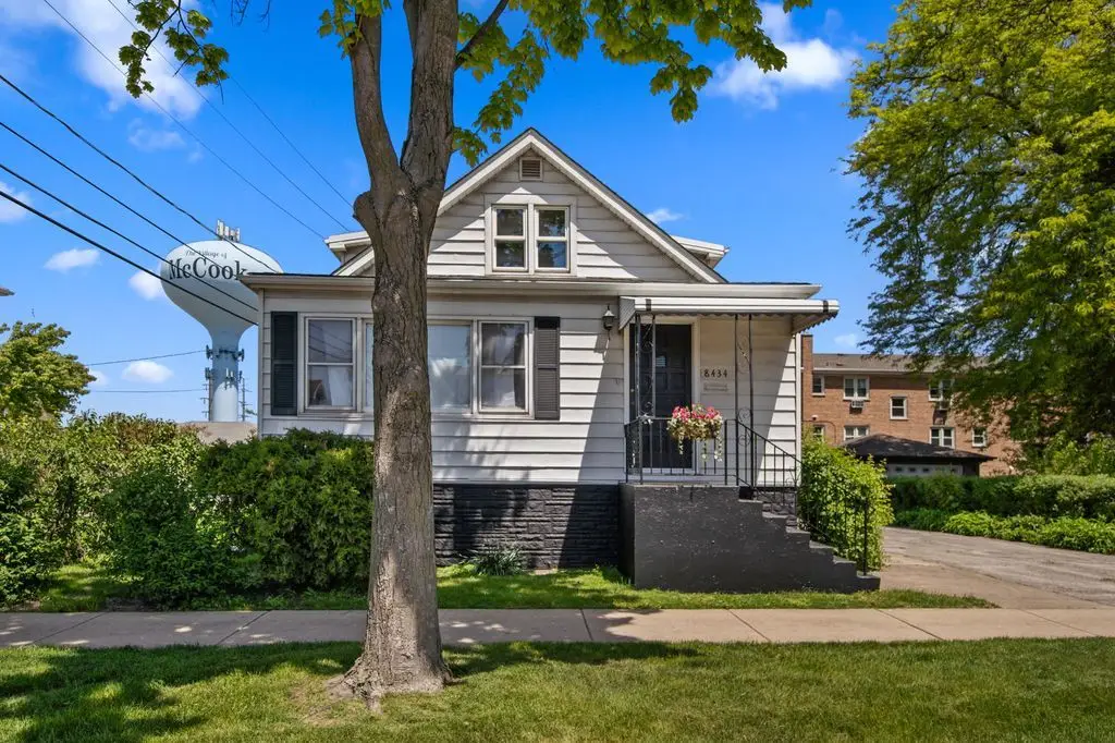 8434 W 50th Street, McCook, IL 60525 - #1