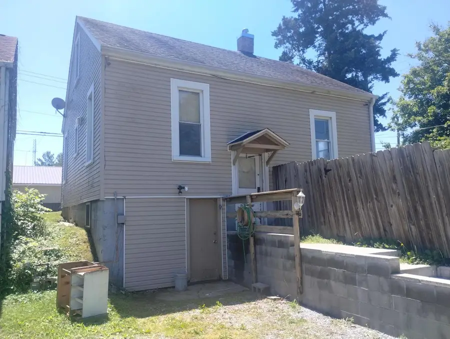 200 E Chestnut Street, Anna, IL 62906 - #2