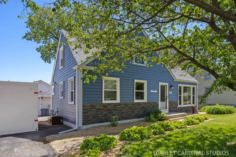 635 N Edgewood Avenue, Lombard, IL 60148 - #2